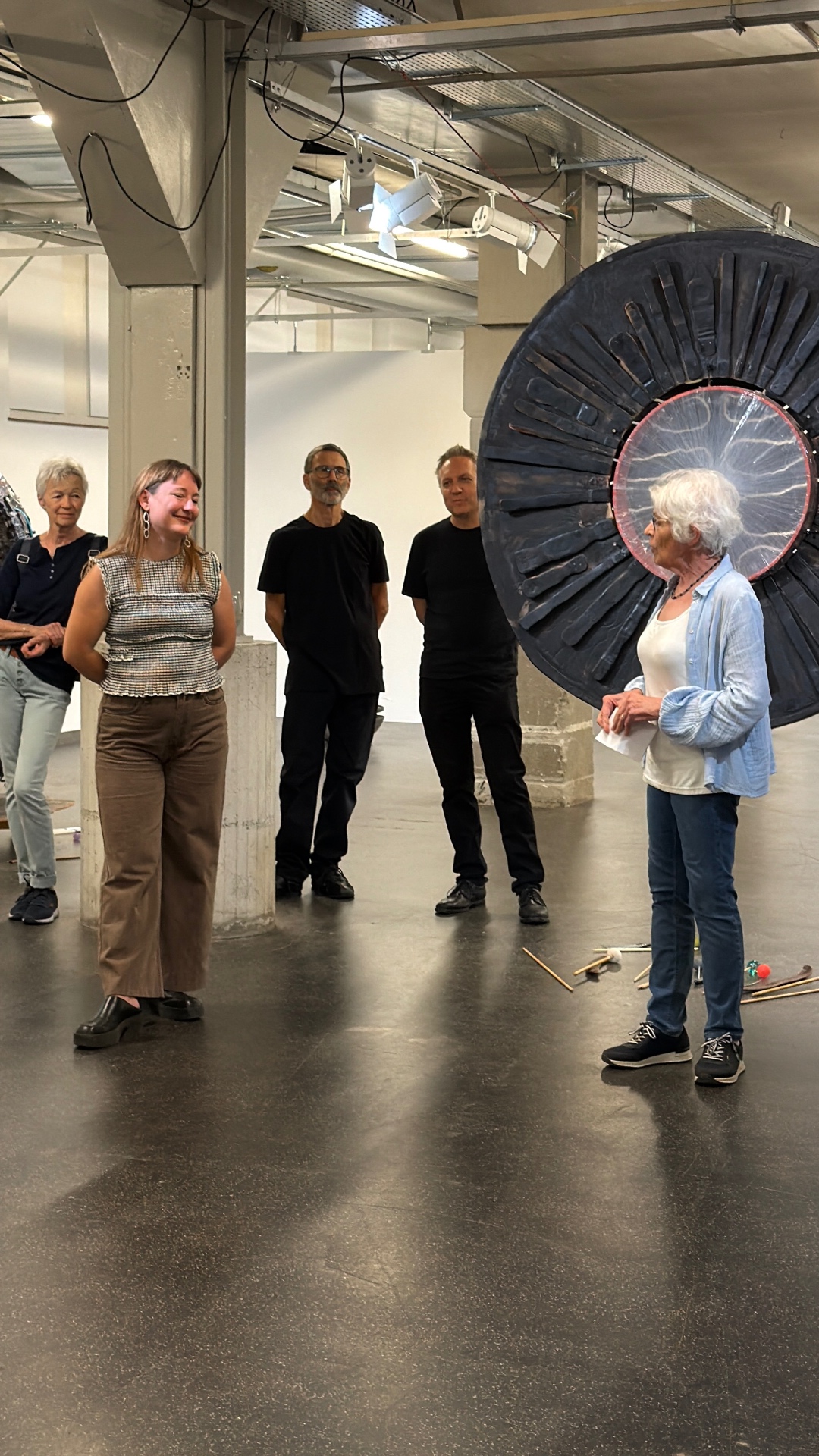 Exhibition view, vernissage — Address in front of the sound wheel, oxyd Winterthur