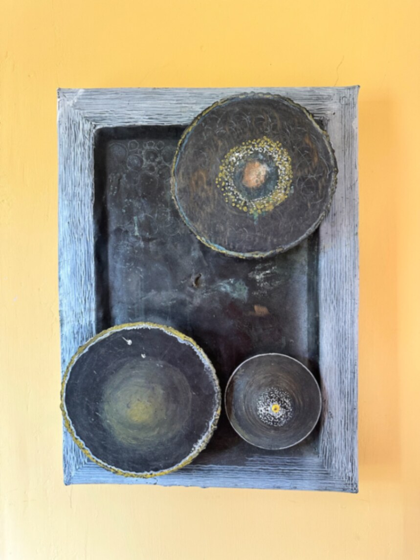 Wandobjekt mit Schalen